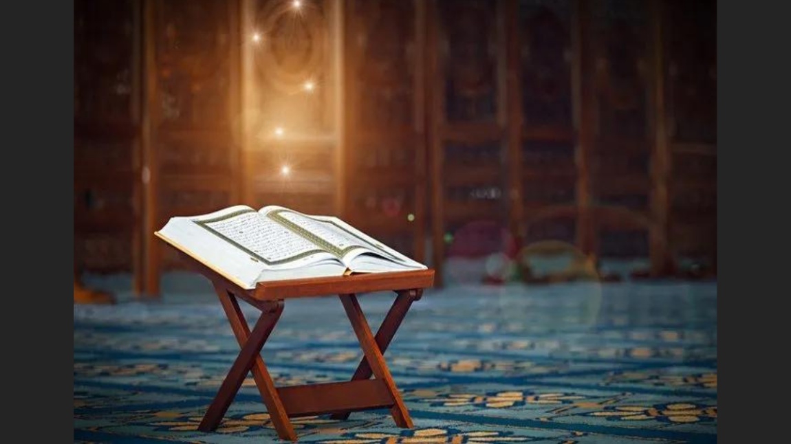 Kur'an-ı Kerim Okuma Yarışmasına Katılan Öğrencilerimiz Ödüllendirildi